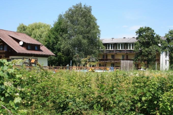 Schmautz Ferienwohnungen & Zimmer Miklauzhof المظهر الخارجي الصورة